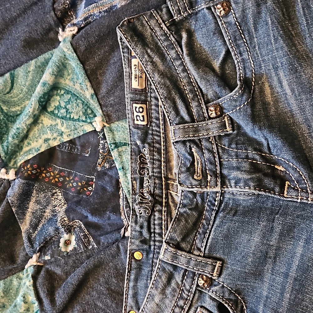 Jeans - Picture 2 of 2